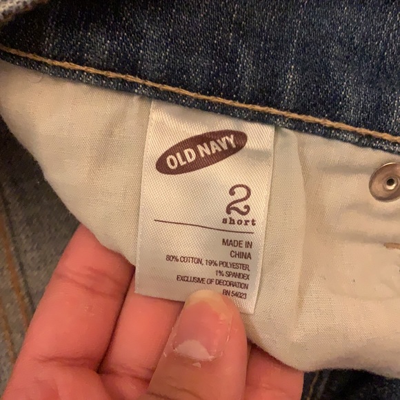 NWOT Old Navy Jeans - Picture 3 of 4